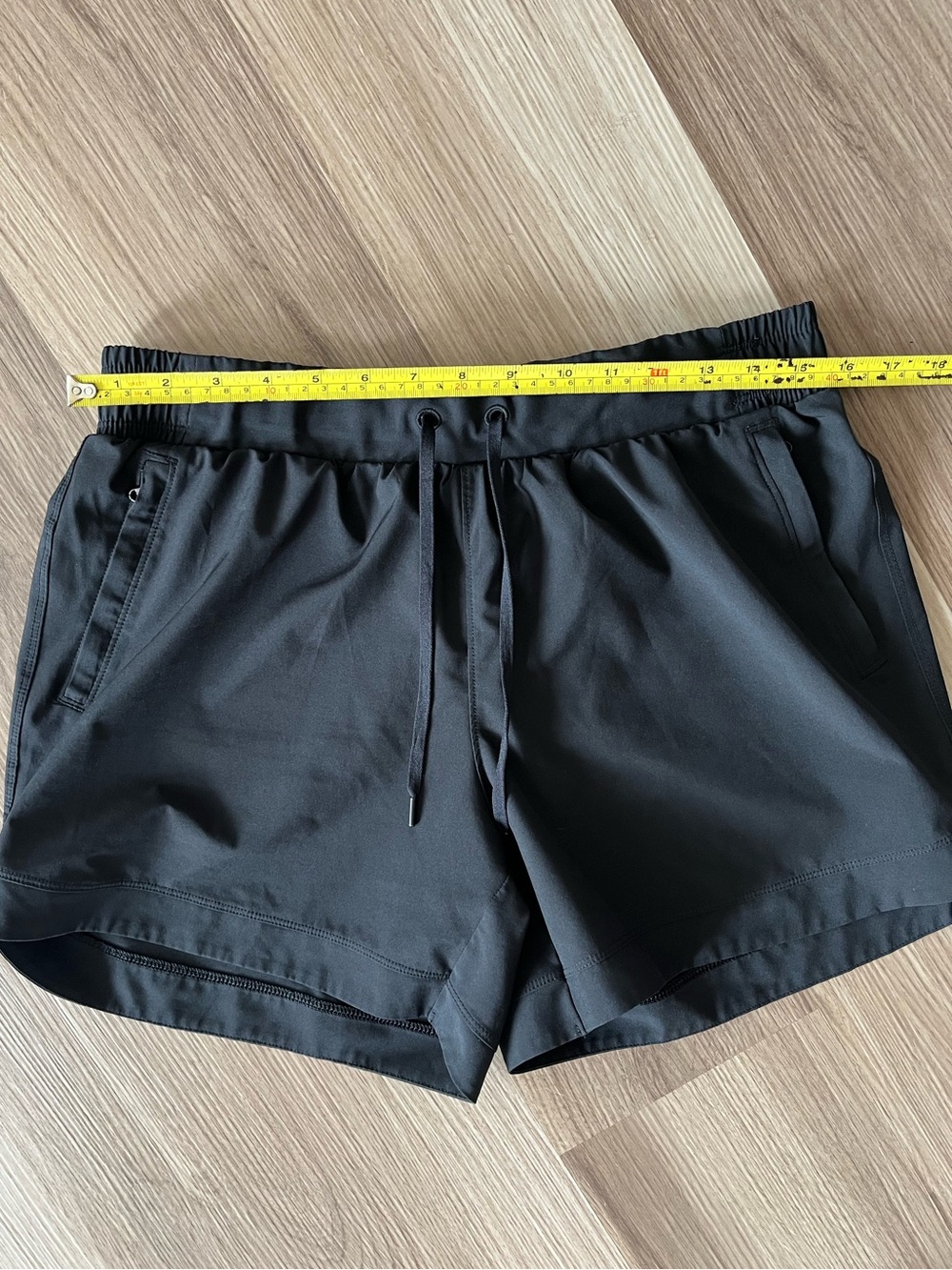 CALIA by Carrie Underwood Black Athletic Performance Shorts Size M Zip Pocket - Picture 7 of 11